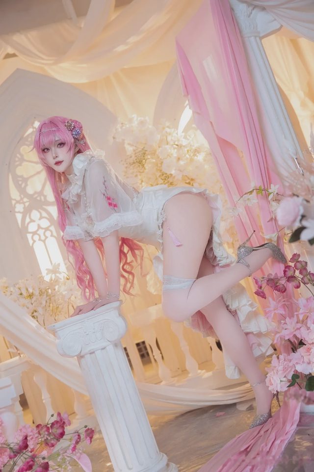 Natsuko夏夏子 NIKKE 桃乐丝 旗袍第 5 张图片