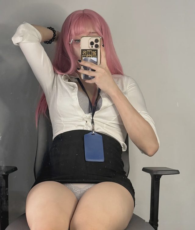 HongBin kurenai960407 Office Lady Rosy第 4 张图片