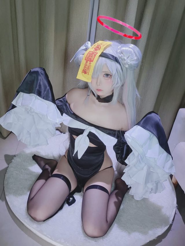 御子miko 碧蓝档案 普拉娜 万圣节僵尸服第 38 张图片