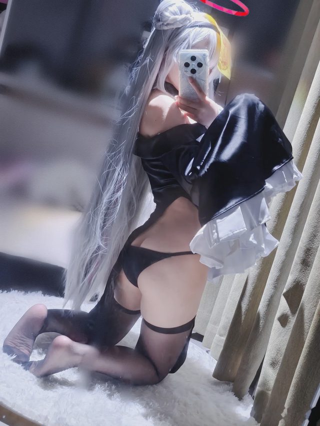 御子miko 碧蓝档案 普拉娜 万圣节僵尸服第 41 张图片
