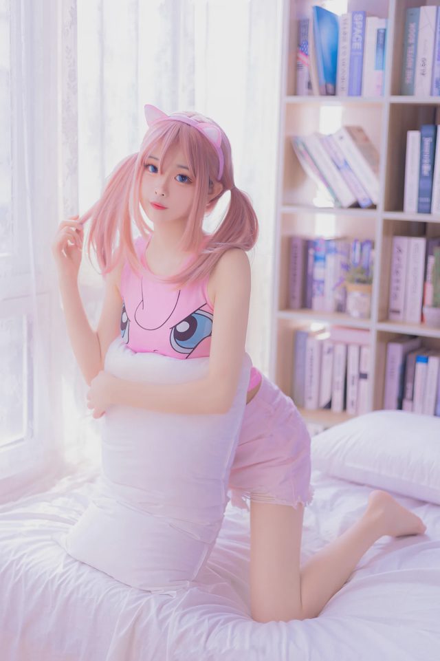 小奶糕Milky 精灵宝可梦 胖丁拟人cosplay图册封面