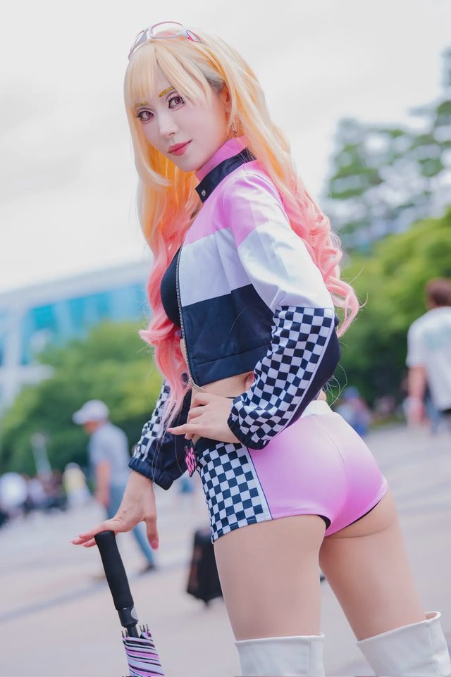 Rosa 로사 Marin Race Queen图册封面