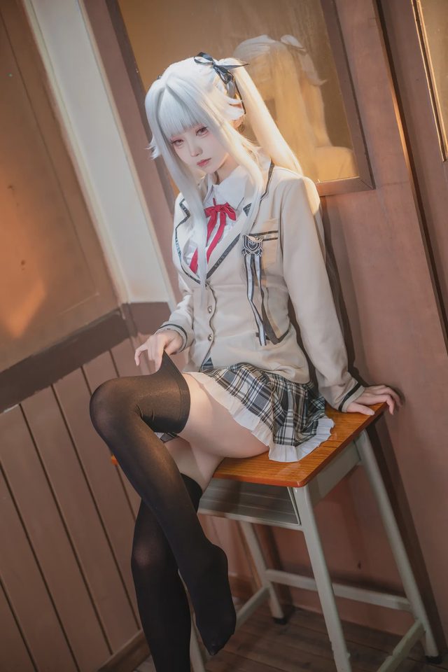 大大卷卷小卷 美少女万华镜 篝之雾枝 校服第 13 张图片