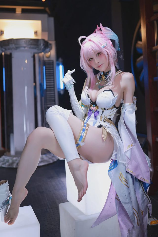 水淼Aqua 202605 鸣潮 爱弥丝第 15 张图片