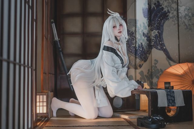 Natsuko夏夏子 碧蓝航线 白凤和服第 9 张图片