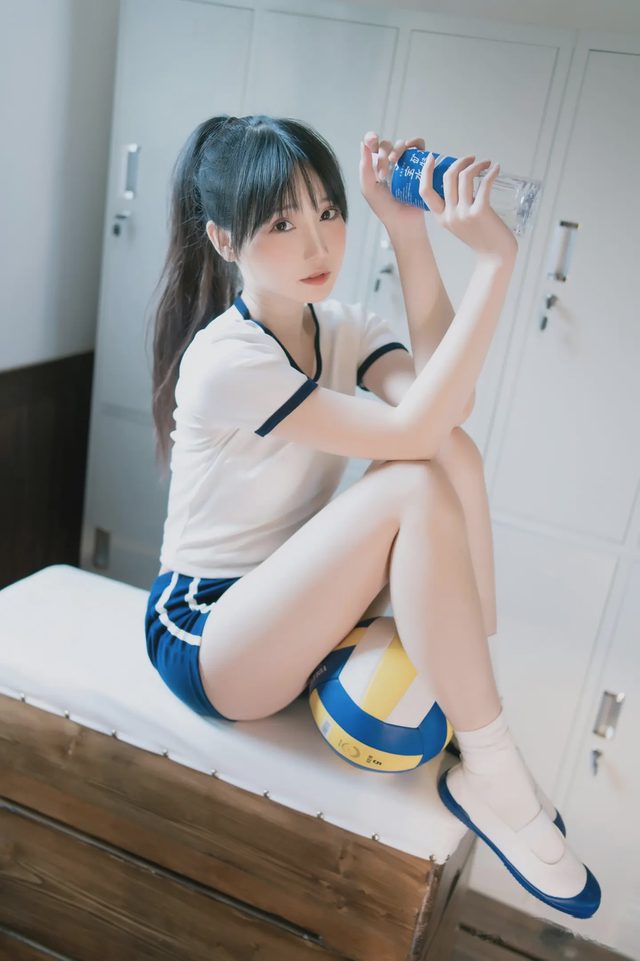 焖焖碳 体操服第 8 张图片