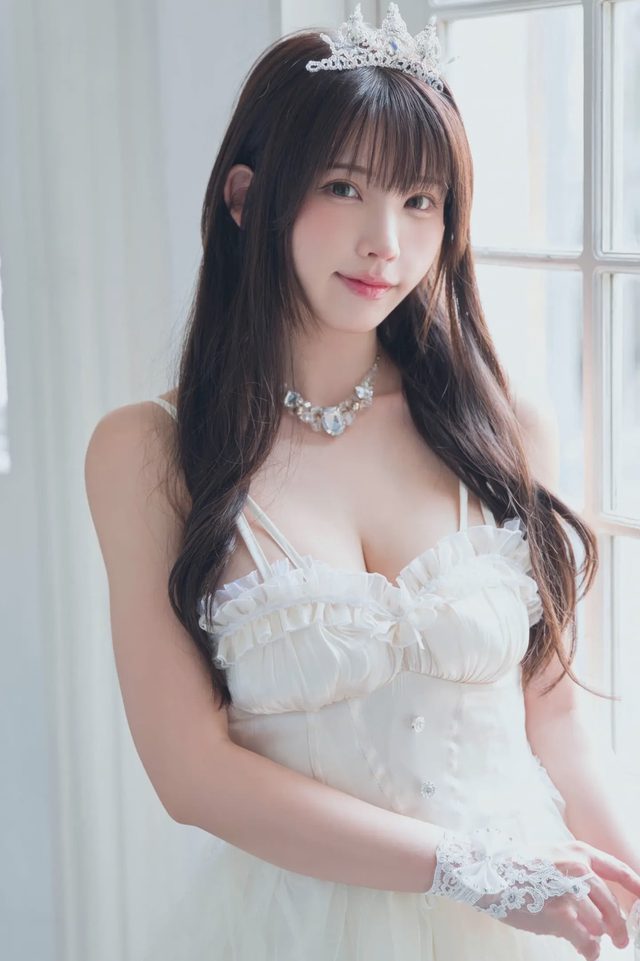 えなこ 姫様の秘め事第 3 张图片