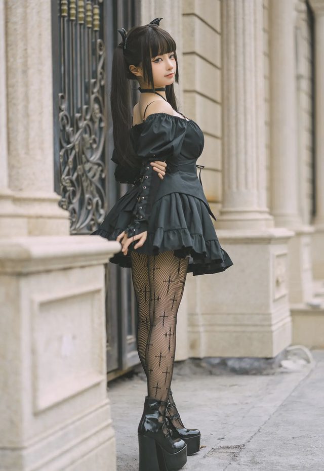少女黑丝写真图册封面
