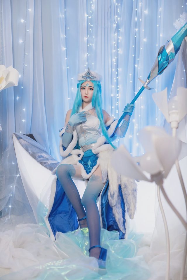 孟涵僖 王者荣耀王昭君原皮冰雪之华cos正片第 4 张图片