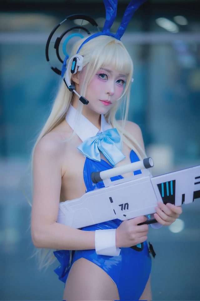 Rosa 로사 Bunny Toki第 1 张图片