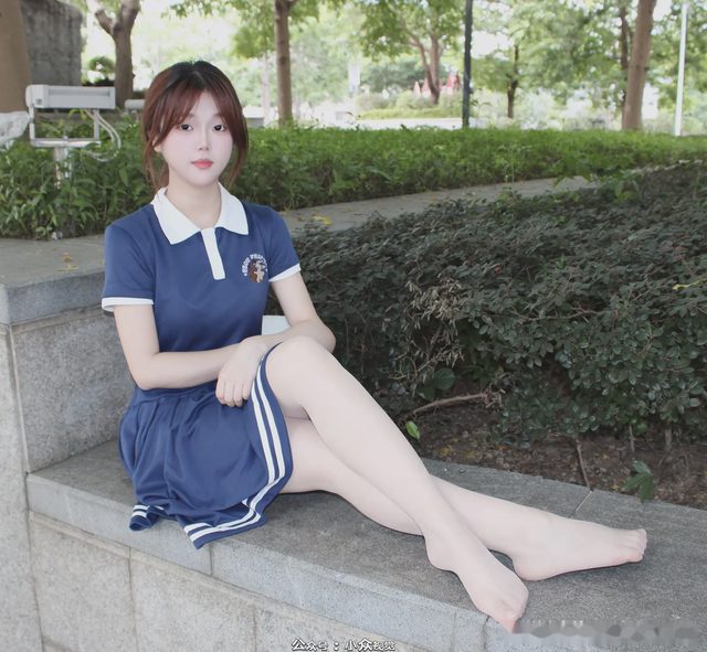 小薯条nienie 小众视觉 No.037第 45 张图片
