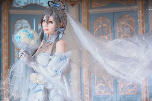 露兒大魔王_ 洛天依花嫁cosplay，超可爱第 2 张图片