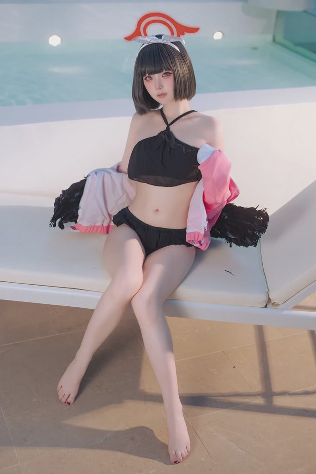 屿鱼 碧蓝档案 静山真白 泳装第 9 张图片