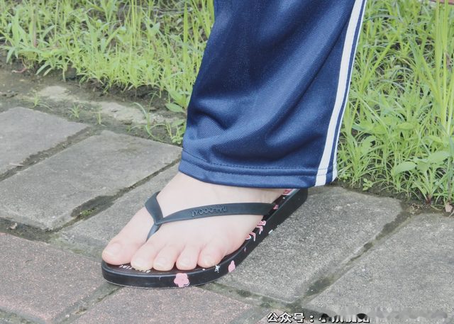 小薯条nienie 小众视觉 No.044第 33 张图片