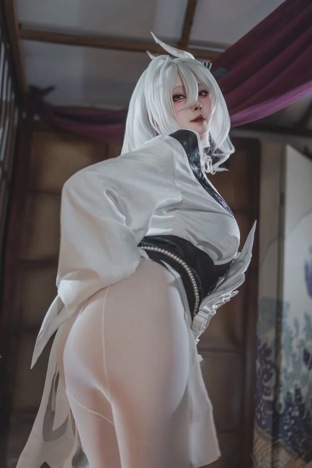 Natsuko夏夏子 碧蓝航线 白凤和服第 4 张图片
