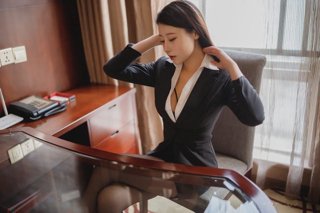 奈汐酱nice 私人秘书第 4 张图片