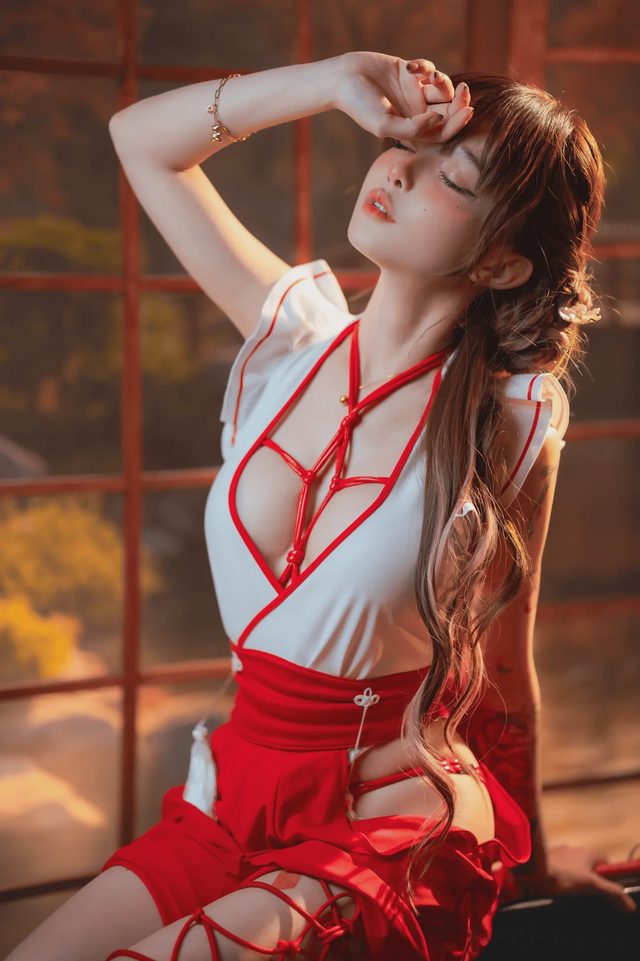 LeJosette Red Priestess第 35 张图片