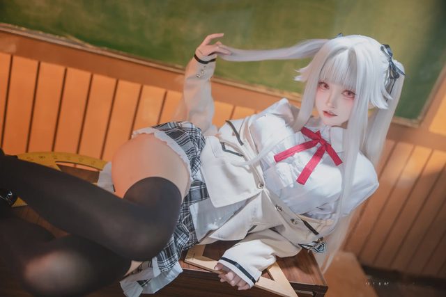 大大卷卷小卷 美少女万华镜 篝之雾枝 校服第 27 张图片