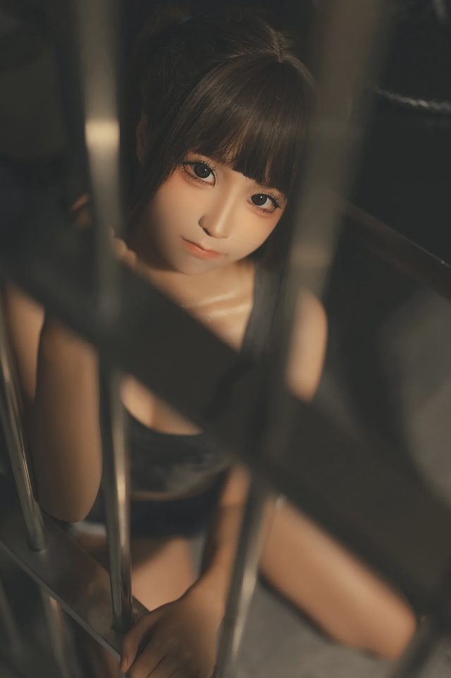 《 审xun》美女写真第 6 张图片