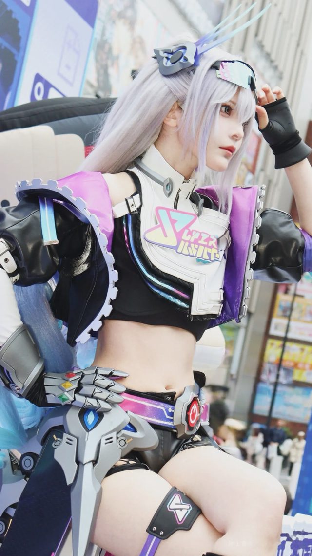 やもはちこ Silver Wolf LV999第 46 张图片