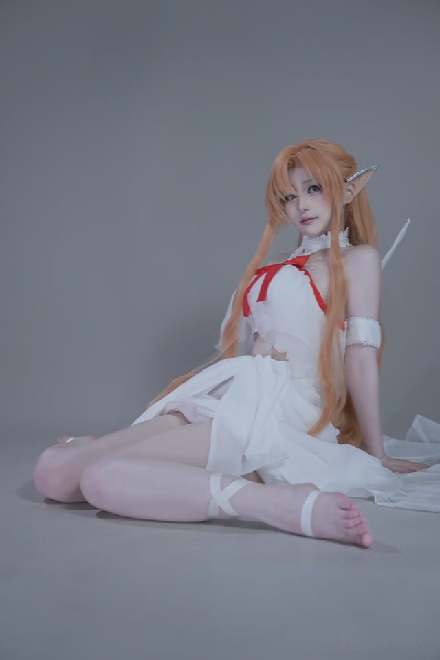 幼愛youmeko 亚丝娜第 15 张图片