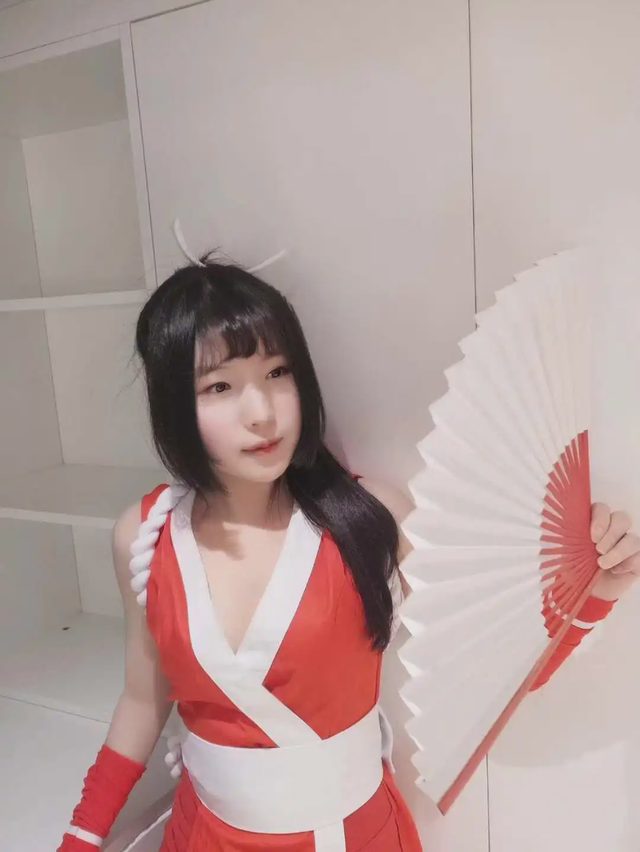 小鱼干 不知火舞cosplay第 2 张图片