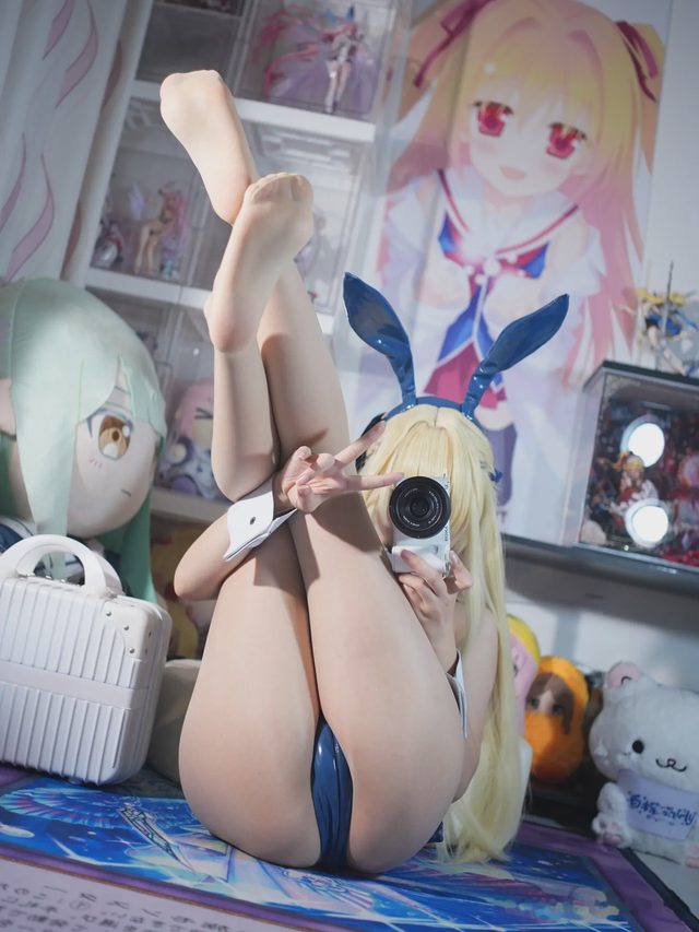 白栎Shirly 碧蓝档案 飞鸟马时 兔女郎第 10 张图片