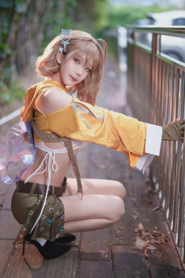 抱走莫子A 萤火虫动漫嘉年华 阿妮斯 超级巨星第 3 张图片