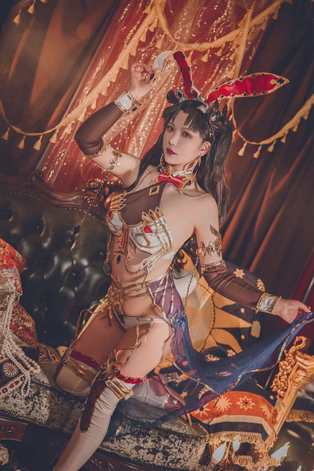 一只郁_可爱_凛 《FGO》伊什塔尔•兔女郎同人cosplay第 11 张图片