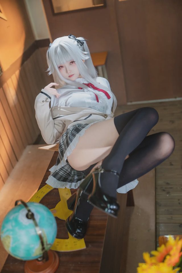 大大卷卷小卷 美少女万华镜 篝之雾枝 校服第 24 张图片