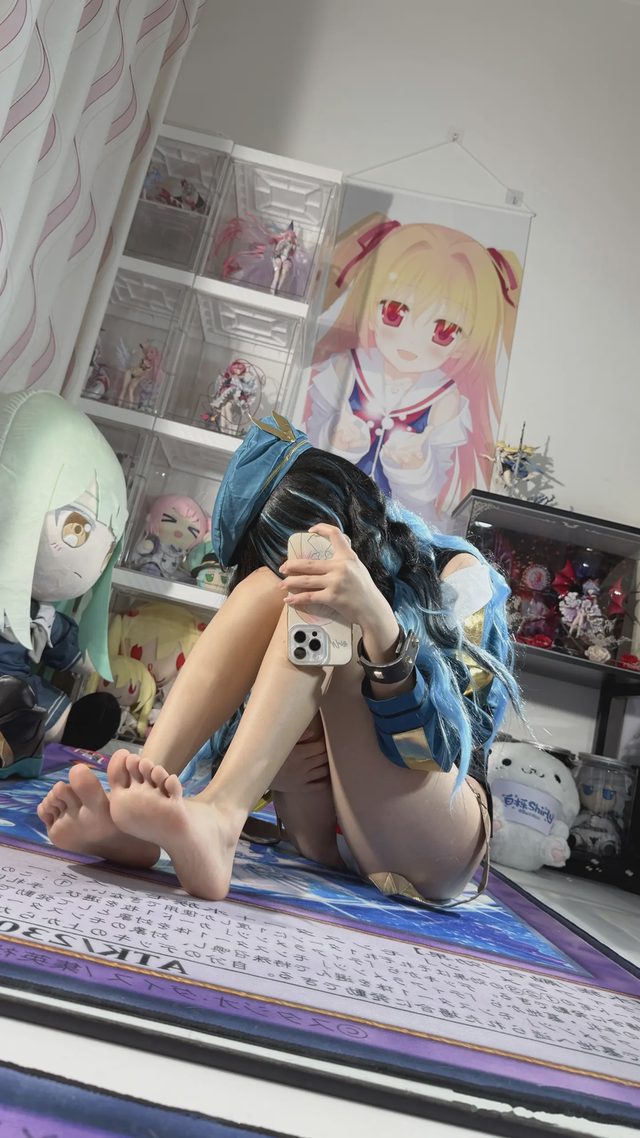 白栎Shirly 雨神第 32 张图片