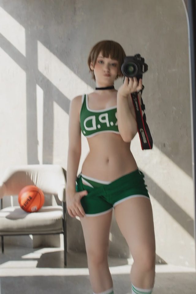 Donnaloli Rebecca Chambers第 3 张图片