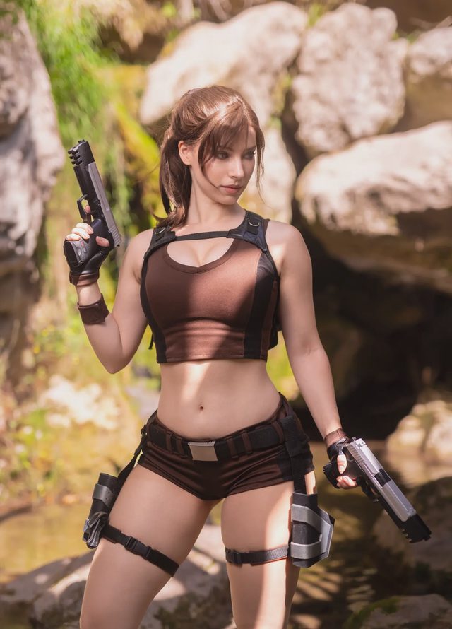 EnjiNight Lara Croft第 9 张图片