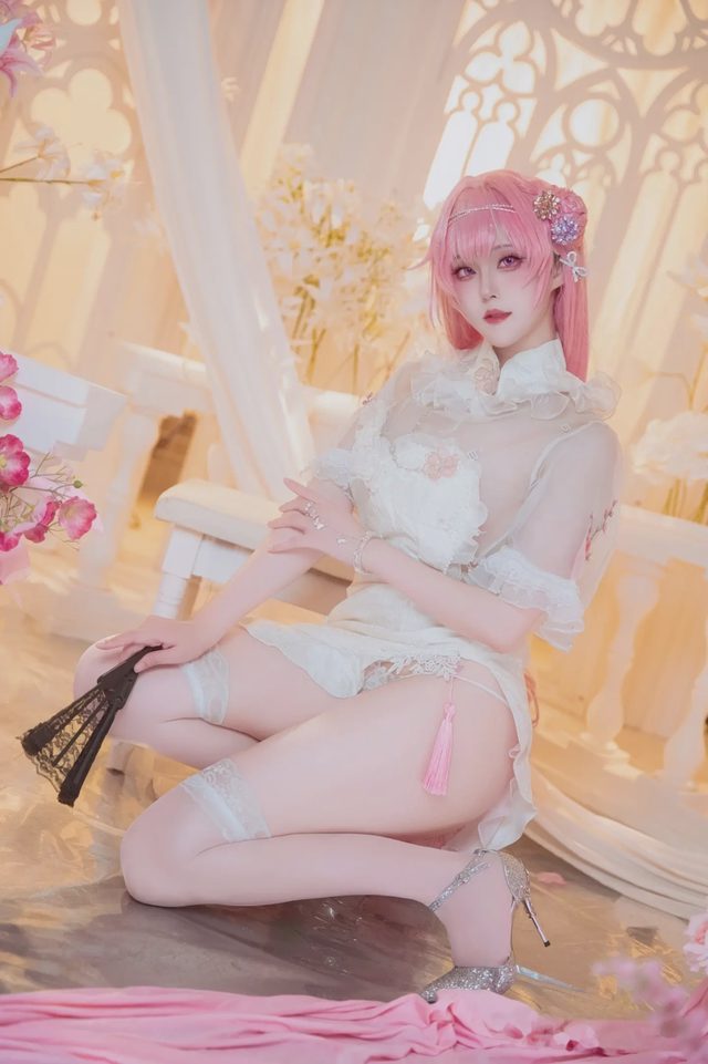 Natsuko夏夏子 NIKKE 桃乐丝 旗袍第 43 张图片