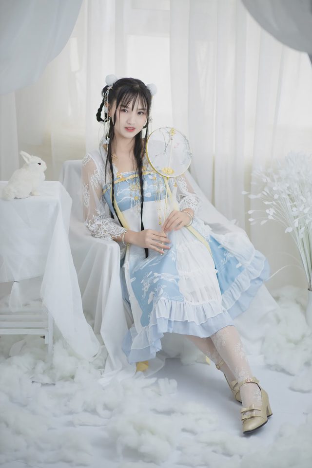情阡 Lolita私影第 2 张图片