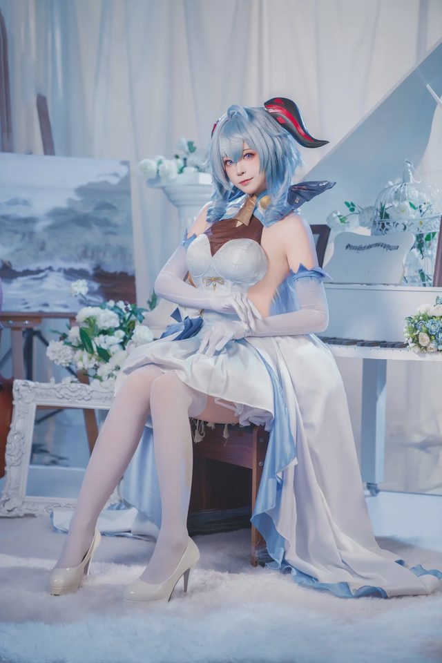 冉冉不甜v 甘雨 白礼服第 7 张图片