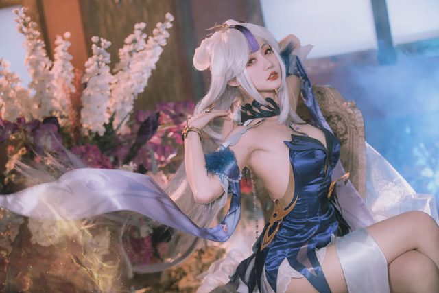 如月灰 《原神》凝光沙中幽兰cosplay第 2 张图片