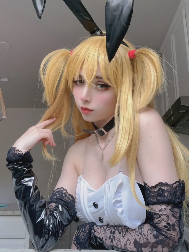 Duckie Bunny Suit Misa第 9 张图片