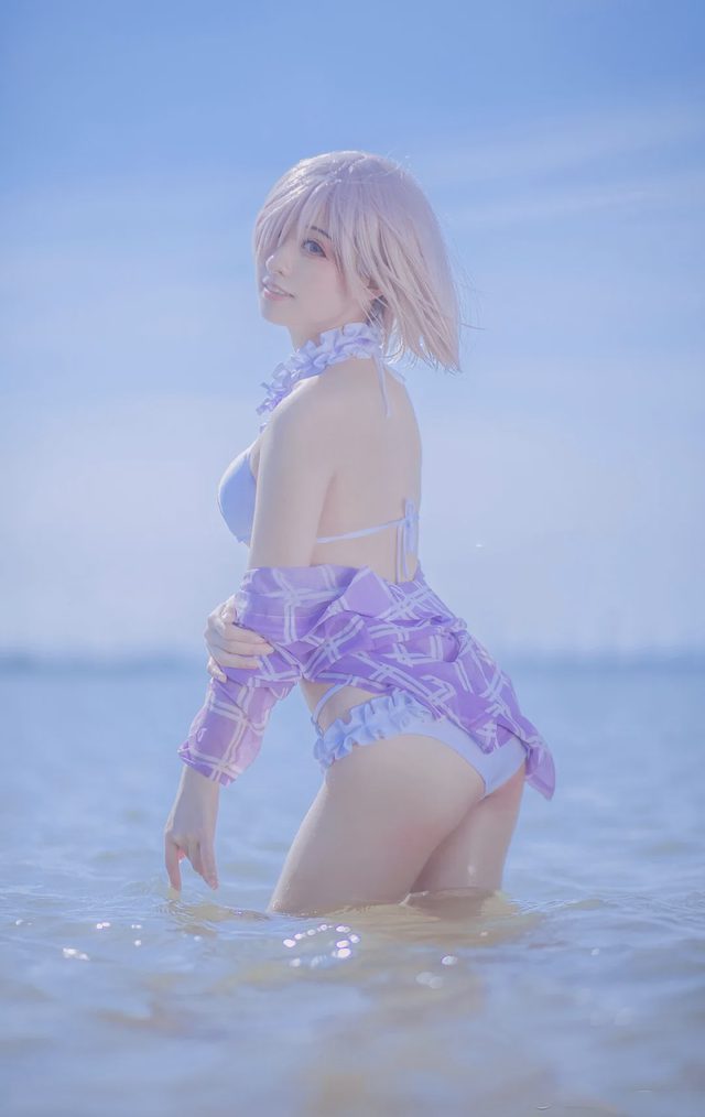 外星嫣子_Yan 玛修cosplay，夏天已经很远了第 2 张图片