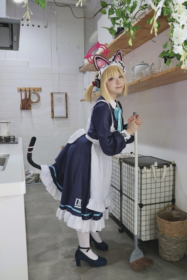 ちず Chizu Saiba Momoi Maid第 2 张图片
