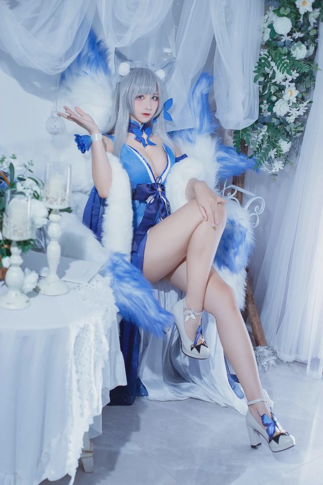九曲Jean 碧蓝航线 信浓礼服第 2 张图片