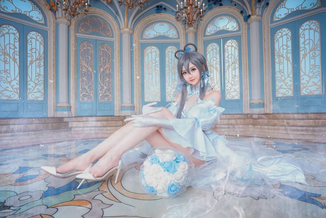 露兒大魔王_ 洛天依花嫁cosplay，超可爱第 5 张图片