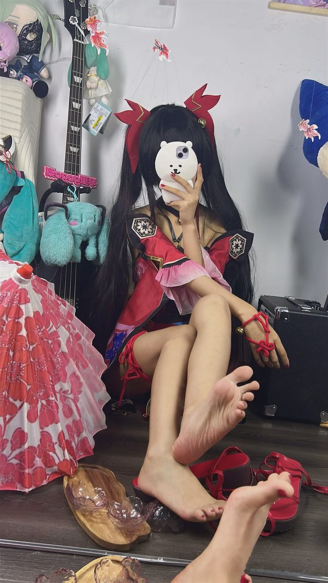 琴里gogo梨 火花第 17 张图片