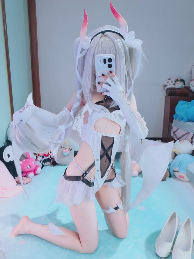 冷reng NIKKE 白兔 恶魔第 39 张图片