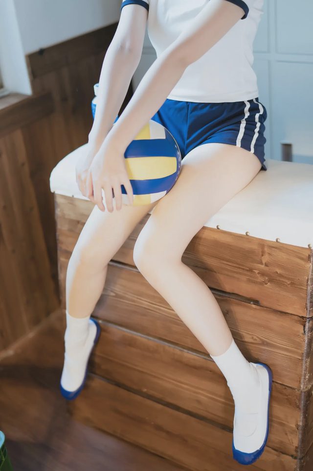 焖焖碳 体操服第 6 张图片