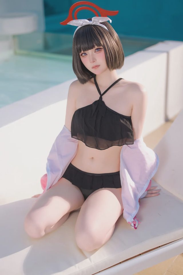 屿鱼 碧蓝档案 静山真白 泳装第 14 张图片