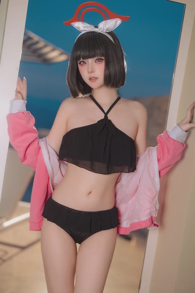 屿鱼 碧蓝档案 静山真白 泳装第 17 张图片