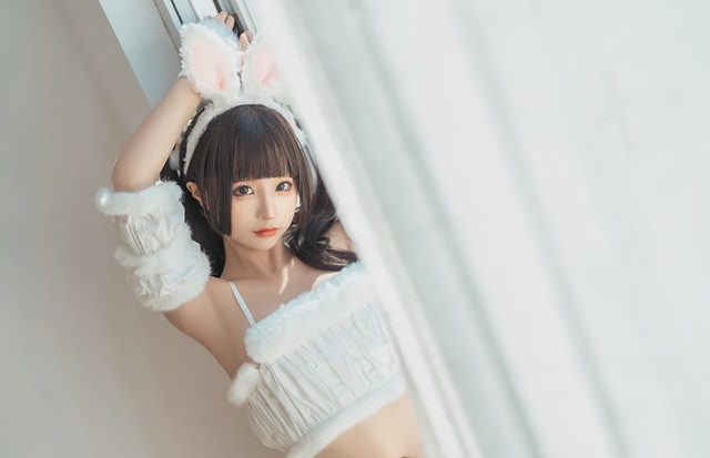 《绵绵兔》少女写真第 8 张图片