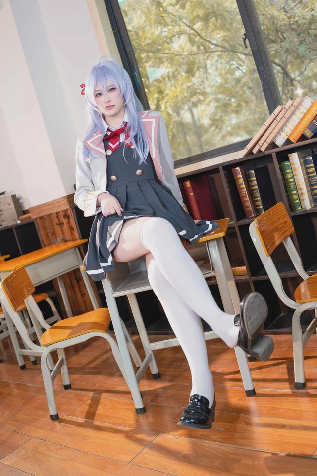 鲨鲨不在 邻座的艾莉同学第 9 张图片