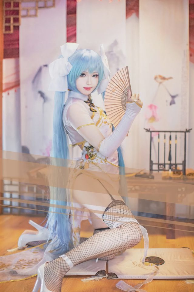 虚空_澪绫 初音未来金丝雀旗袍cosplay第 5 张图片